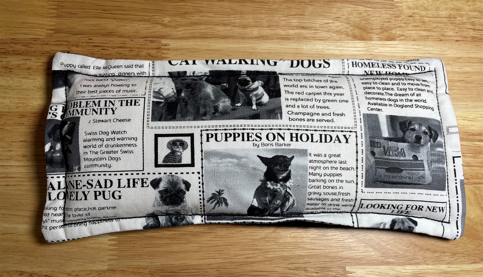 Dog Newspaper Themed Small Rice & Lavender Heat Pack